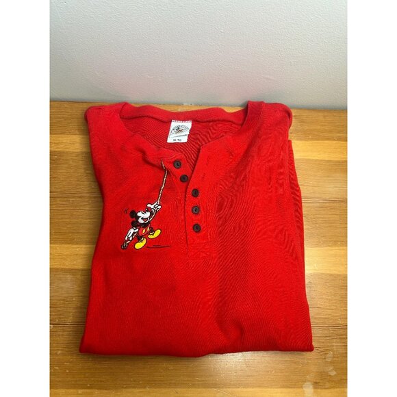 Mickey Mouse with rope winter red long sleeve shirt size XL men’s Mickey and co - Picture 1 of 6